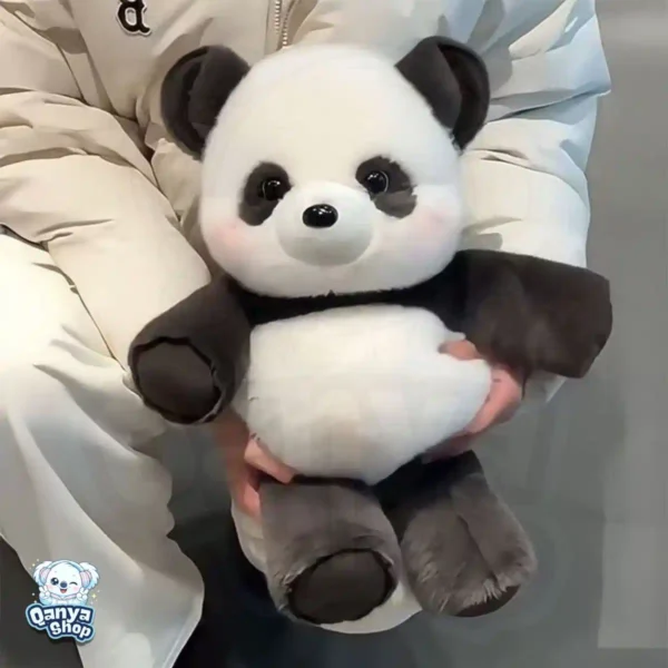 Panda Cozy Run – Oso Panda Corredor Kawaii Suave 45 cm Qanya Shop (3)_resultado Panda Cozy Run – Oso Panda Corredor Kawaii Suave 40 cm | Qanya Shop
